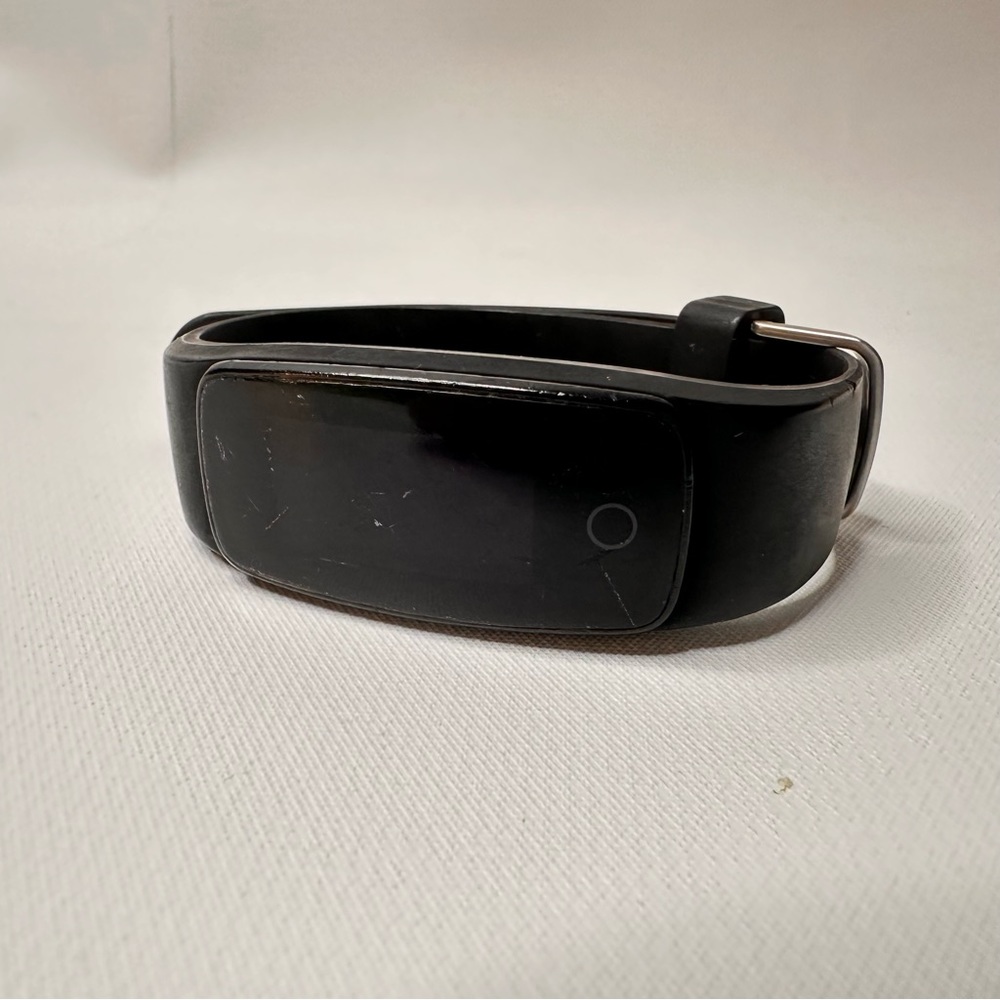 Fitbit Alta Activity Health Fitness Watch Black Thin Band